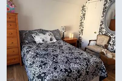 15 Rhea Run #15, Hampton Township, NJ 07860 - Photo 18