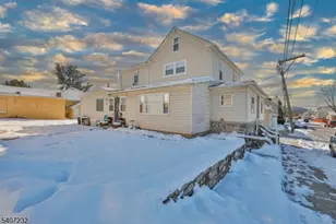 444 James St, Phillipsburg, NJ 08865 - Photo 2