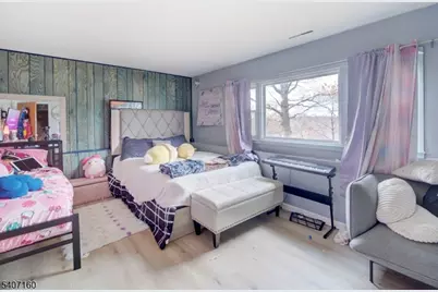 221 Chincopee Ave, Hopatcong, NJ 07843 - Photo 14