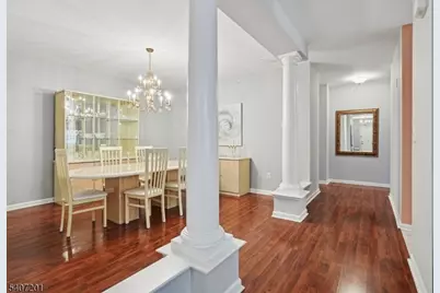 806 Holly Lane #806, Cedar Grove Twp., NJ 07009 - Photo 4