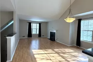 2710 Packer Ct, Bridgewater, NJ 08807 - Photo 4