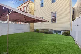 106 Wegman Parkway, Jersey City, NJ 07305 - Photo 30