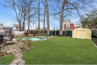 925 Woodland Ave, Union Township, NJ 07083 - Photo 30