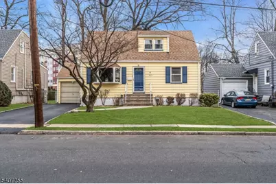 925 Woodland Ave, Union Township, NJ 07083 - Photo 1