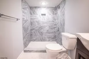 38 Mill St, Bloomfield, NJ 07003 - Photo 16