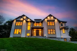 1A Philips Ln, Denville, NJ 07834 - Photo 2