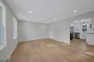 116 W Sunset Blvd, Andover Township, NJ 07860 - Photo 16