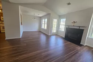 11 Evergreen Dr, Clifton, NJ 07014 - Photo 2