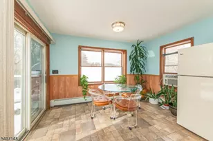 573 Wyckoff Ave, Mahwah Twp., NJ 07430 - Photo 18