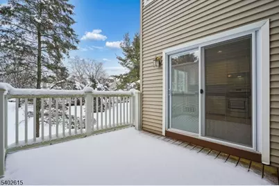 108 Kent Dr, Roseland, NJ 07068 - Photo 36