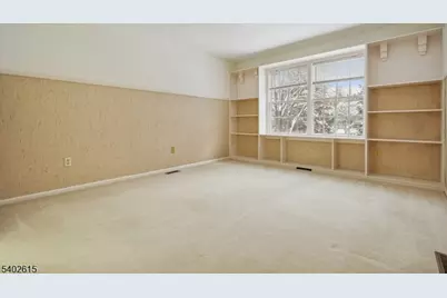 108 Kent Dr, Roseland, NJ 07068 - Photo 20