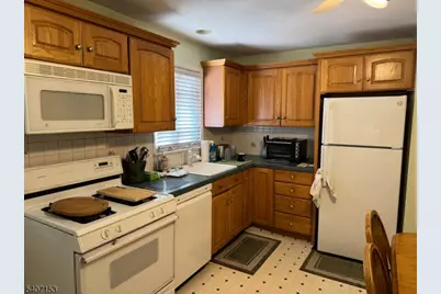 1632 Essex Ave, Linden, NJ 07036 - Photo 8