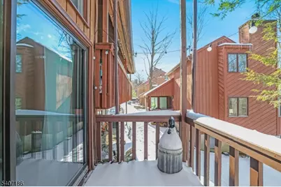 13 Village Way #4E, Vernon Twp., NJ 07462 - Photo 14