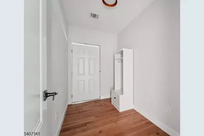 27 Sullivan Dr, Emerson, NJ 07630 - Photo 12