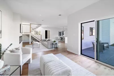 27 Sullivan Dr, Emerson, NJ 07630 - Photo 8