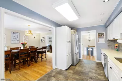 7 Mulberry Ln, Hampton Township, NJ 07860 - Photo 10
