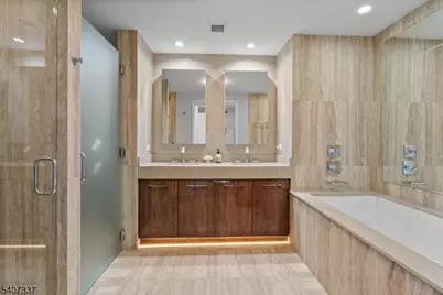 1200 Avenue At Port Imperial #705, Weehawken, NJ 07086 - Photo 16