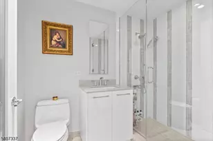 1200 Ave at Port Imperial, Weehawken Twp., NJ 07086 - Photo 24