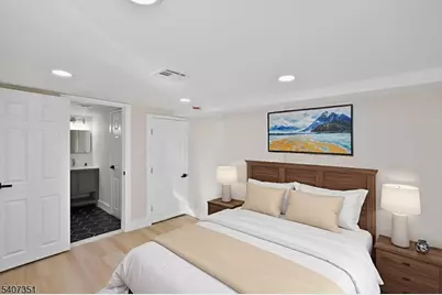 715 Stuyvesant Ave, Lyndhurst Township, NJ 07071 - Photo 28