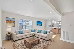 715 Stuyvesant Ave, Lyndhurst Township, NJ 07071 - Photo 4