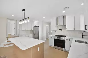 715 Stuyvesant Ave, Lyndhurst Township, NJ 07071 - Photo 12