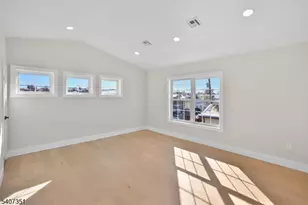 715 Stuyvesant Ave, Lyndhurst Township, NJ 07071 - Photo 24