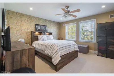 15 Ditzel Farm Ct, Scotch Plains Township, NJ 07076 - Photo 32