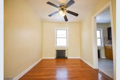 31 Aberdeen Ct, Haledon, NJ 07508 - Photo 6