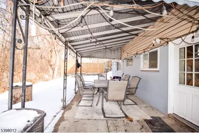 31 Aberdeen Ct, Haledon, NJ 07508 - Photo 18