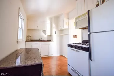 31 Aberdeen Ct, Haledon, NJ 07508 - Photo 12