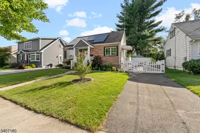 39 Melody Hill Rd, Clifton, NJ 07013 - Photo 1