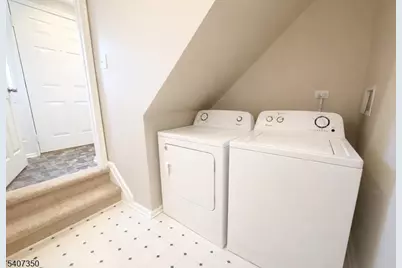 48 Holland St, Newark, NJ 07103 - Photo 22