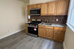 133 Seymour Ave, Newark, NJ 07108 - Photo 2