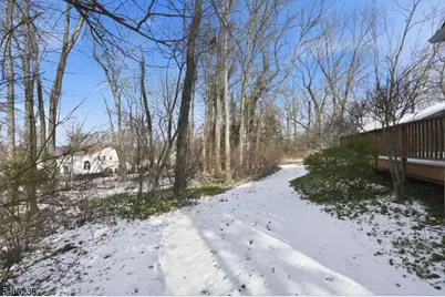 33 Yarmouth Dr, New Providence, NJ 07974 - Photo 32