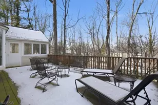 33 Yarmouth Dr, New Providence, NJ 07974 - Photo 28