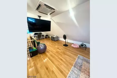 47 Orchard Dr, Clifton, NJ 07012 - Photo 6