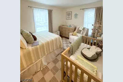 47 Orchard Dr, Clifton, NJ 07012 - Photo 10