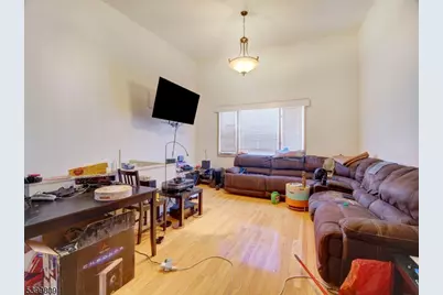 32 W 19th St, Bayonne, NJ 07002 - Photo 10