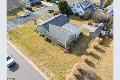 402 W Frech Ave, Manville, NJ 08835 - Photo 34