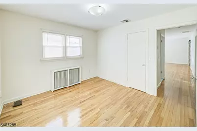 402 W Frech Ave, Manville, NJ 08835 - Photo 16