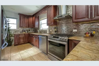 224 Pompton Rd, Haledon, NJ 07508 - Photo 10