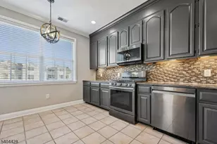 52 Wildflower Ln, Morris Township, NJ 07960 - Photo 10