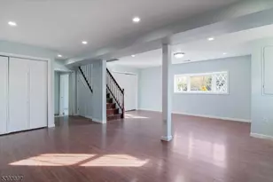 301 Riverview Rd, Pompton Lakes, NJ 07442 - Photo 22