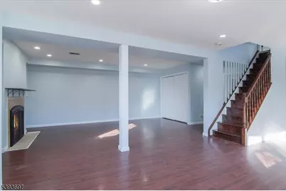 301 Riverview Rd, Pompton Lakes, NJ 07442 - Photo 20