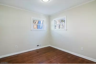 301 Riverview Rd, Pompton Lakes, NJ 07442 - Photo 18