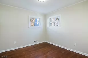 301 Riverview Rd, Pompton Lakes, NJ 07442 - Photo 18