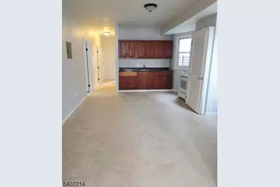 756 S 10th St, Newark, NJ 07108 - Photo 4