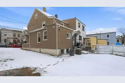 68 Kearny St, Newark, NJ 07104 - Photo 1
