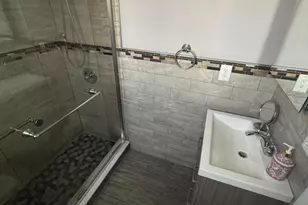 28 Reid St, Elizabeth, NJ 07201 - Photo 8