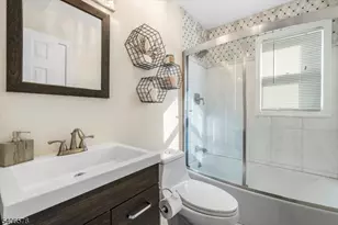 29 Grandview Dr, Woodland Park, NJ 07424 - Photo 10